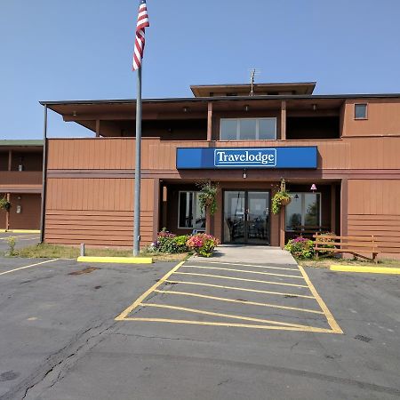 Travelodge By Wyndham Three Forks Экстерьер фото